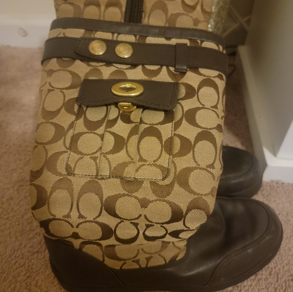 Coach boots